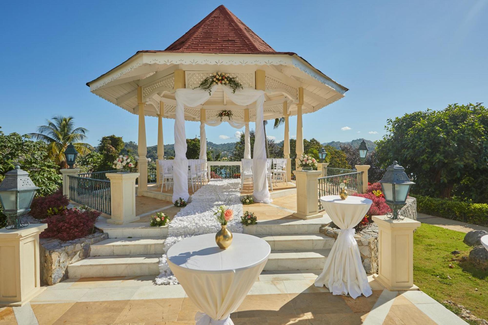 Eurostars Grand Cayacoa (Adults Only) Hotel Samana Exterior photo